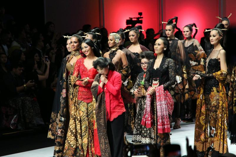 Indonesia Fashion Week 2020 Akan Hadir di Bulan April